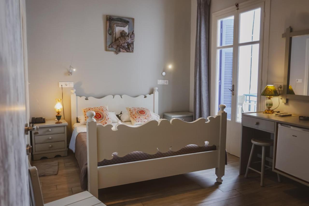 Aphrodite Art Hotel Aegina Екстериор снимка